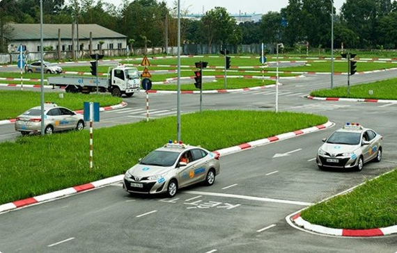Trung Tâm Dạy Lái Xe Dĩ An